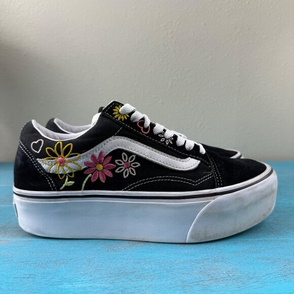 VANS Old Skool Stackform Black White Floral Embroidery Women's Size 8.5 - Picture 1 of 10